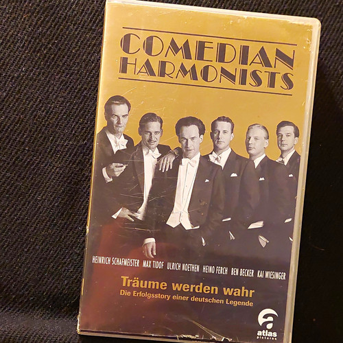 Comedian harmonists - harmonists, –
